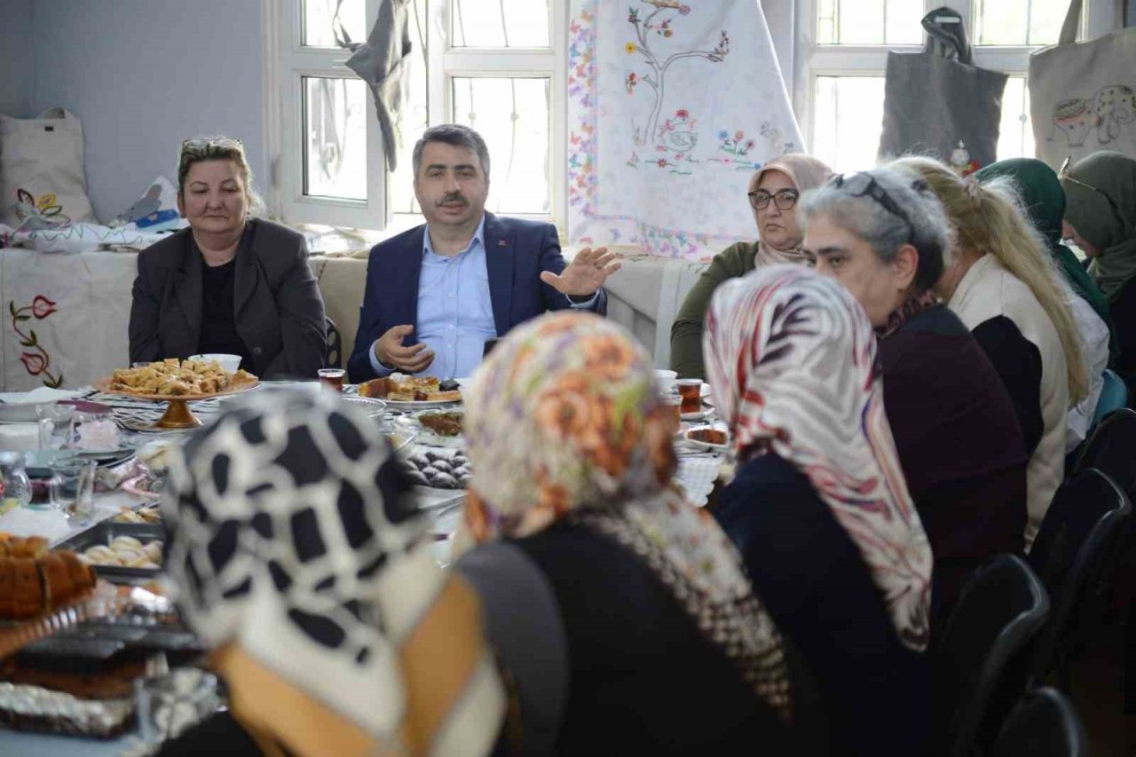 Güçlü kadın güçlü yıldırım