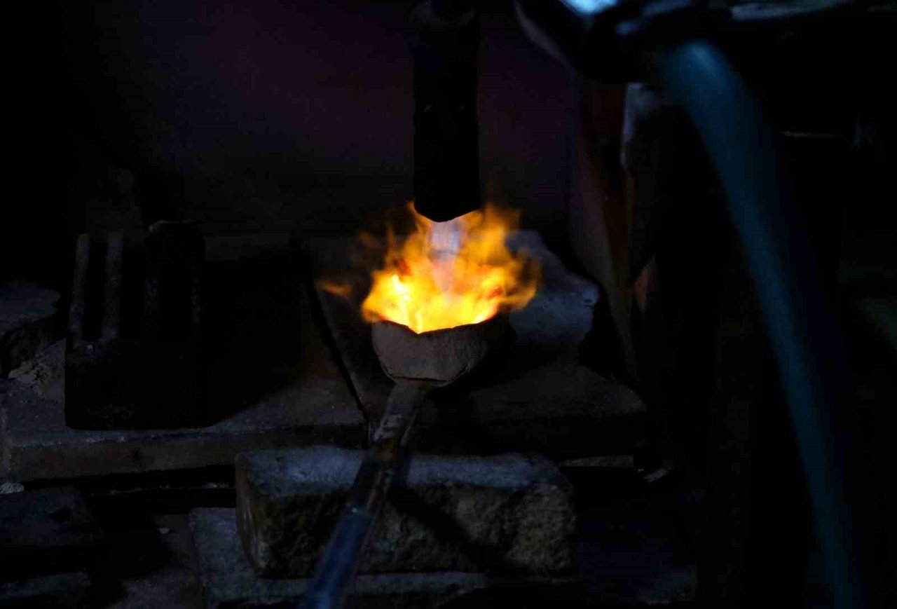 Altın fiyatlarındaki yükselişe rağmen ’Adana burması’ yoğun talep görüyor