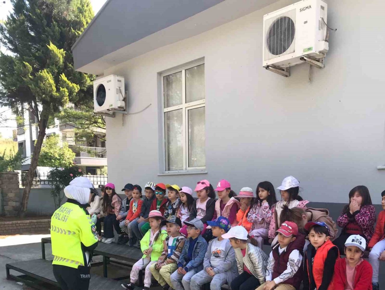 Aydın’da 250 öğrenci “trafik dedektifi” oldu