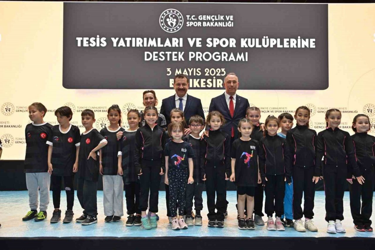 Balıkesirli amatör spor kulüplerine büyük maddi destek