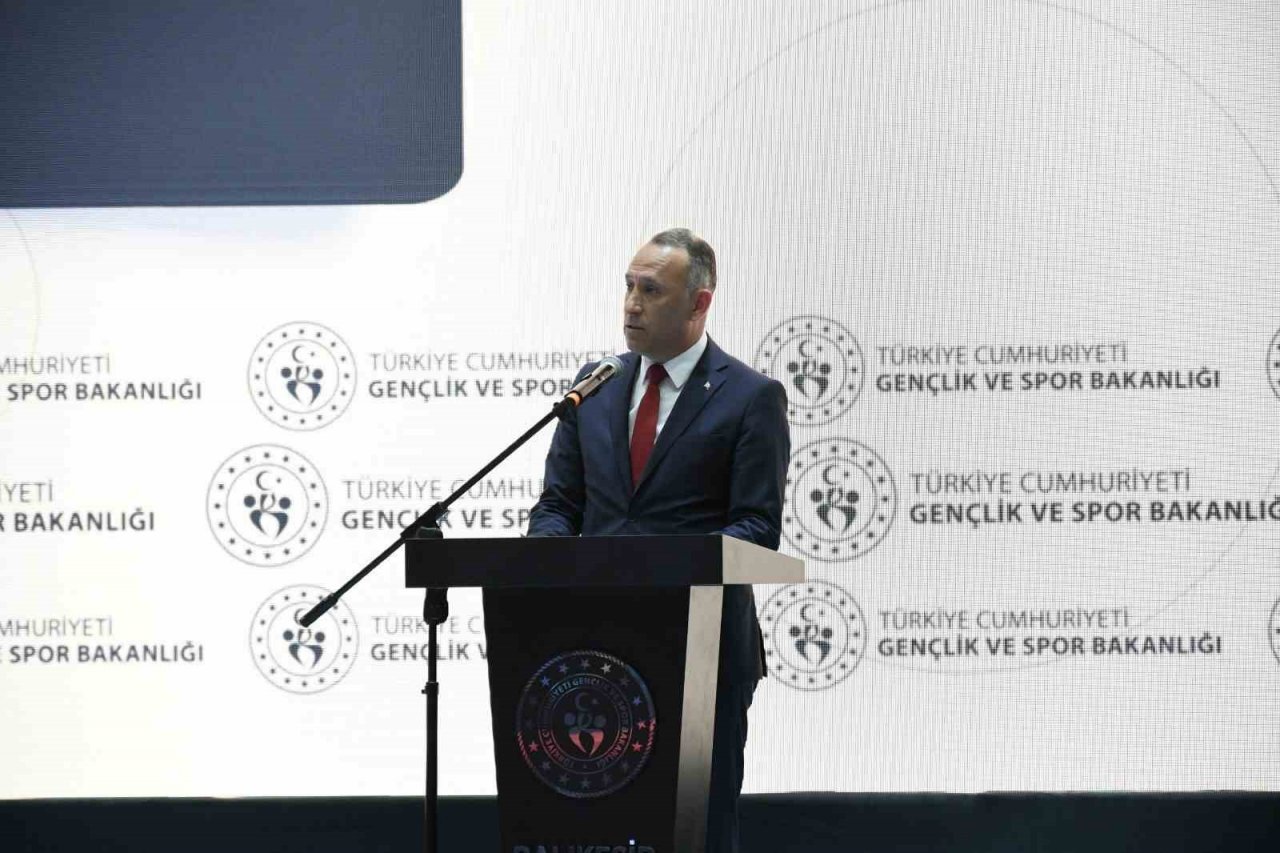 Balıkesirli amatör spor kulüplerine büyük maddi destek