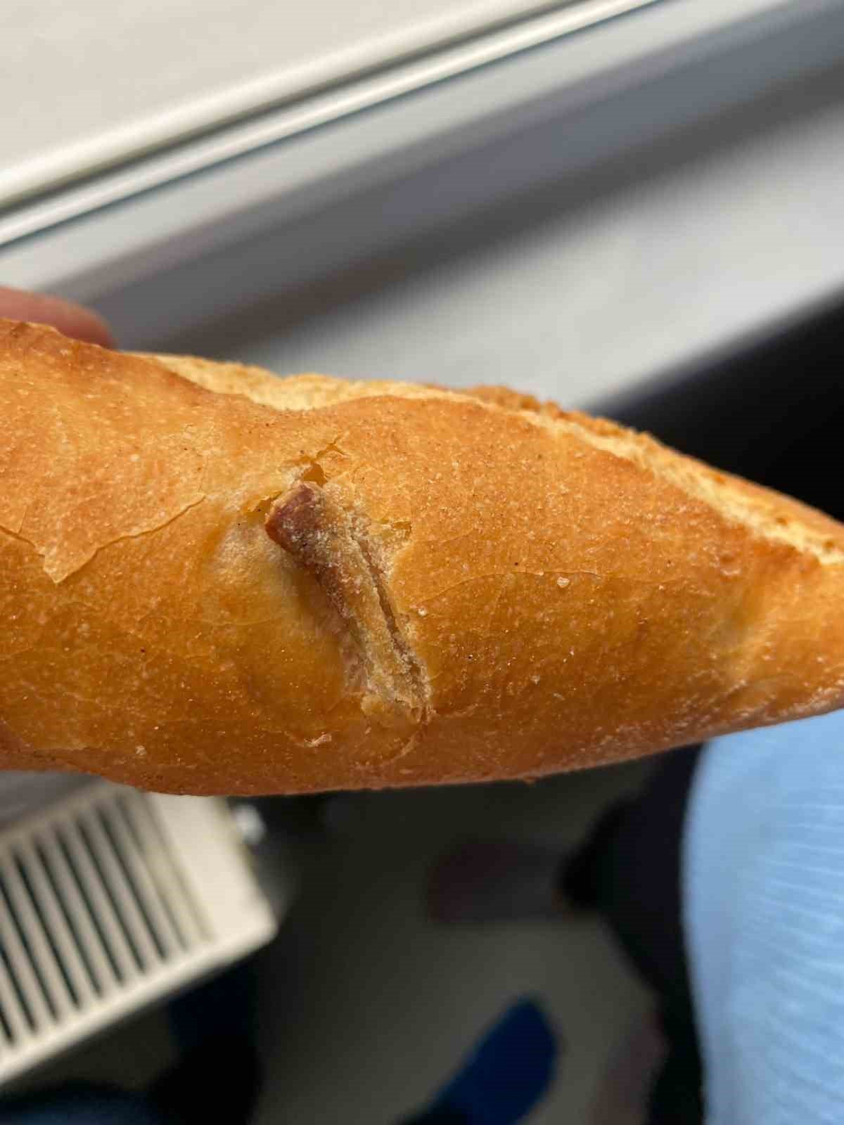 Ekmekten kemik çıktı, savunması pes dedirtti