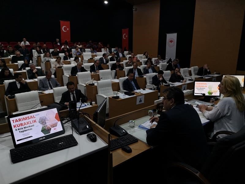 Çanakkale 2023 Yılı Tarımsal Kuraklık İl Kriz Merkezi Toplantısı yapıldı