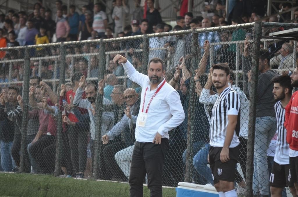 Çeşme Belediyespor’a Recep Özçelik’ten hayati dokunuş