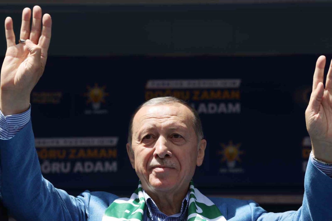 Cumhurbaşkanı Erdoğan: “Gelin ülkemizin, milletimizin, evlatlarımızın, aydınlık geleceği için 14 Mayıs’ta Türkiye Yüzyılı etrafında kenetlenelim”