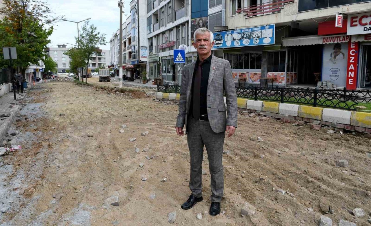 Davutlar’da hizmet seferberliği hız kesmeden devam ediyor