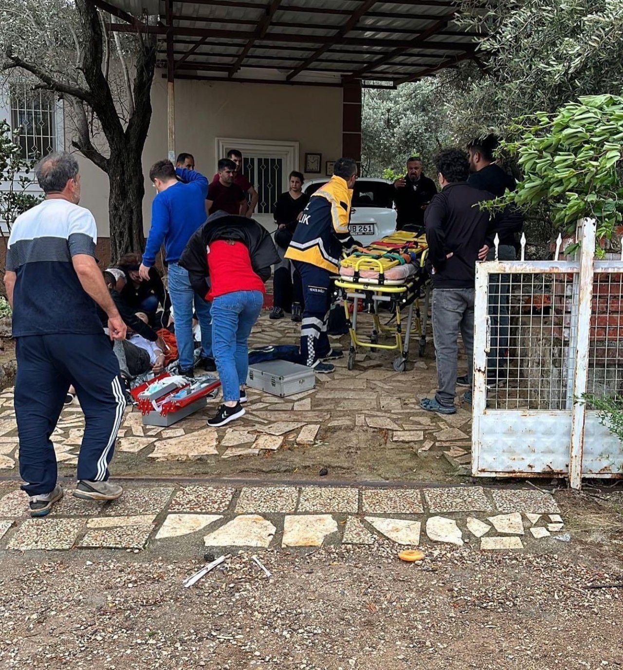 Fırtına Fethiye’de paraşütçüleri vurdu