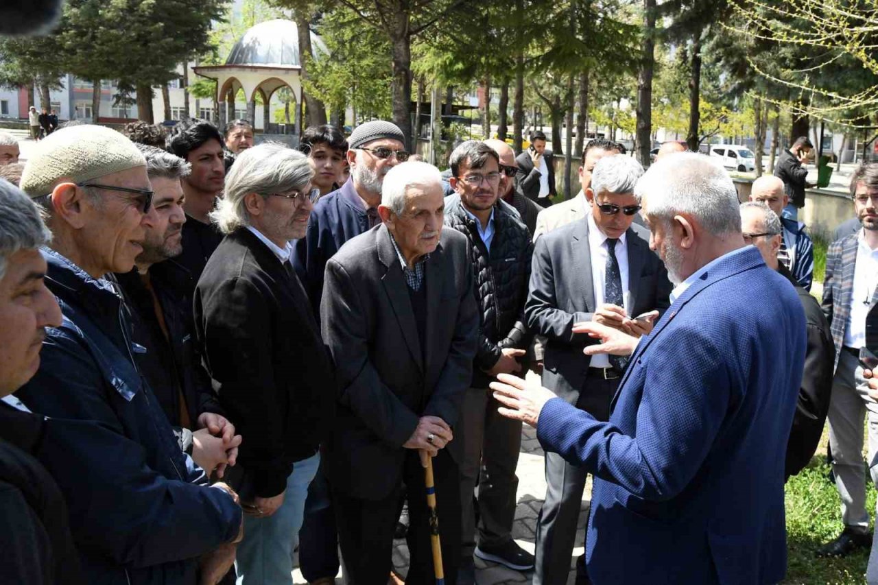 Anadolu Mahallesi Camii ve çevresi yenileniyor