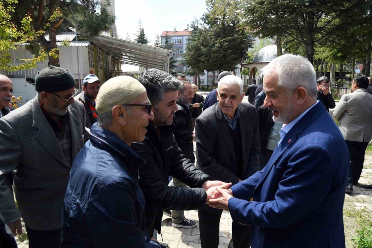 Anadolu Mahallesi Camii ve çevresi yenileniyor