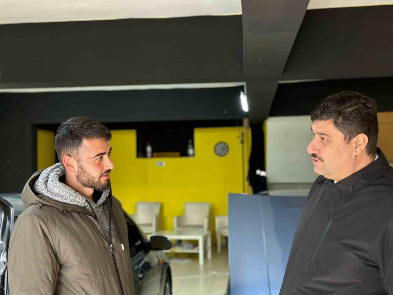 Başkan Oğuz esnafın yanında
