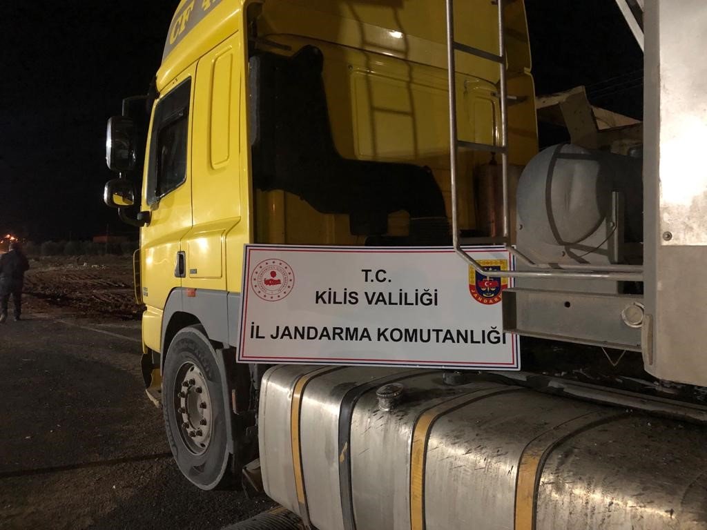 Kilis’te kaçak akaryakıt operasyonunda 2 tutuklama