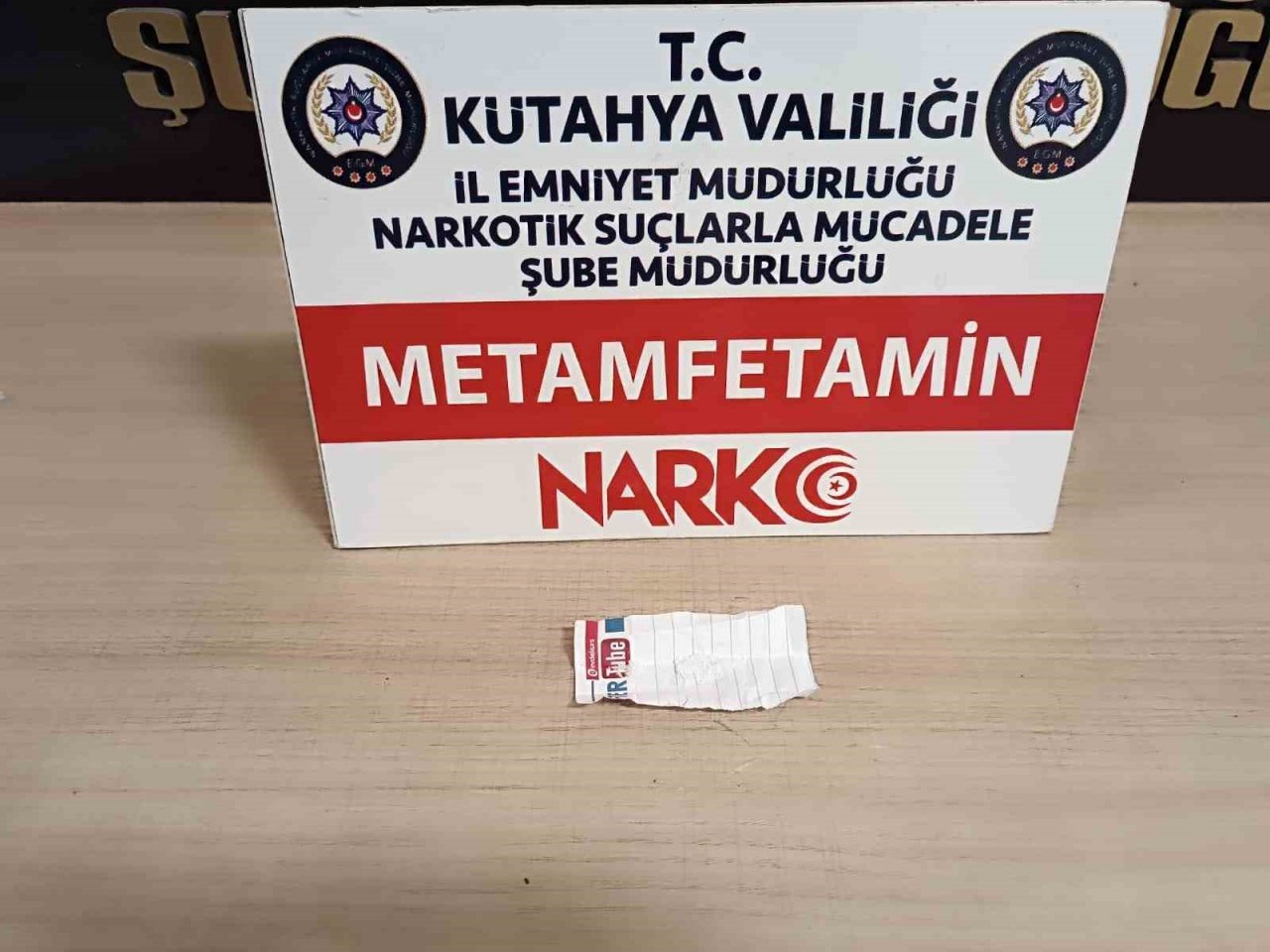 Kütahya’da uyuşturucu ve kaçak sigara ele geçirildi