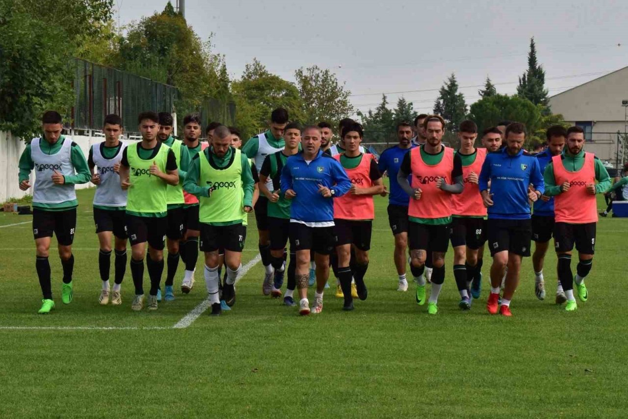 Denizlispor’da kan kaybı sürüyor