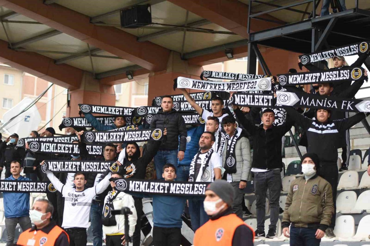 Manisa FK yönetiminden Göztepe maçı öncesi taraftara bilet jesti