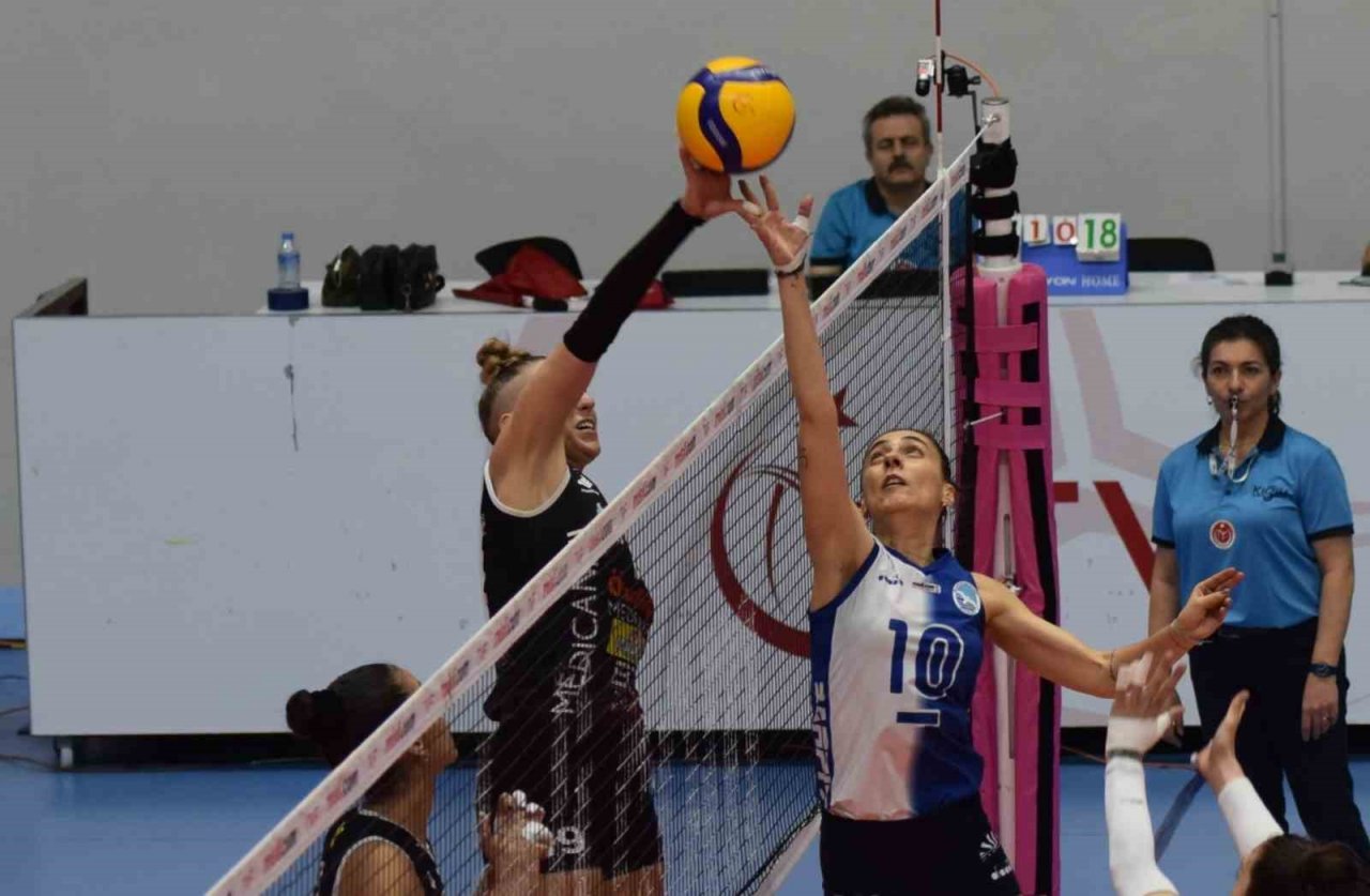 Nilüfer Avrupa yolunda avantajı kaptı