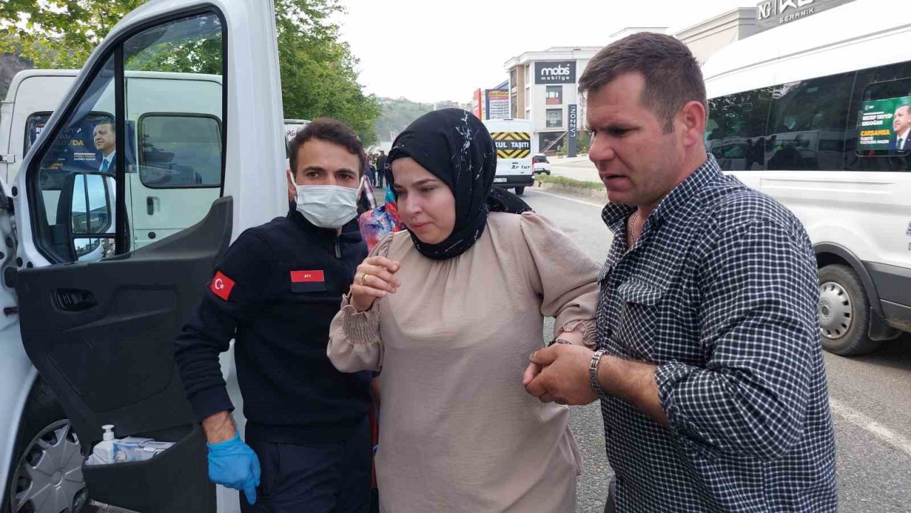 Cumhurbaşkanı Erdoğan’ın mitingine giden konvoyda zincirleme kaza: 4 yaralı