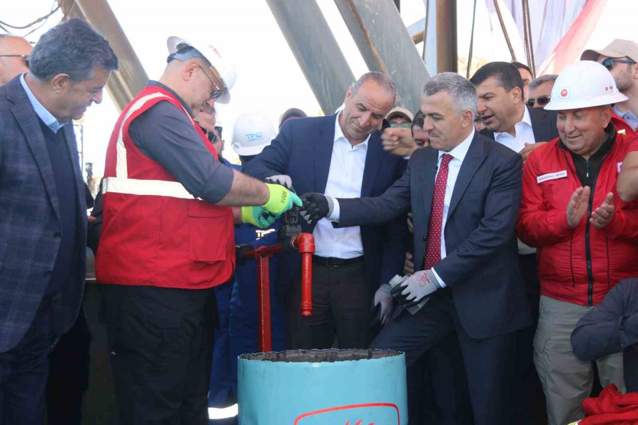 Şırnak Valisi Bilgin: “Suudi Arabistan’da petrol hangi kalitede çıkıyorsa burada da o kalitede çıkıyor”