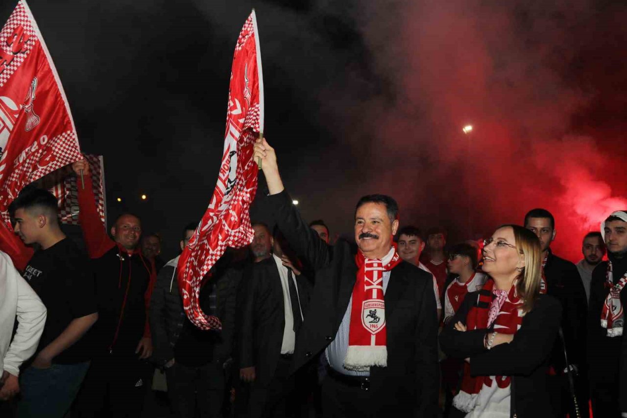 Başkan Deveci’den Samsunspor taraftarına bin bilet jesti
