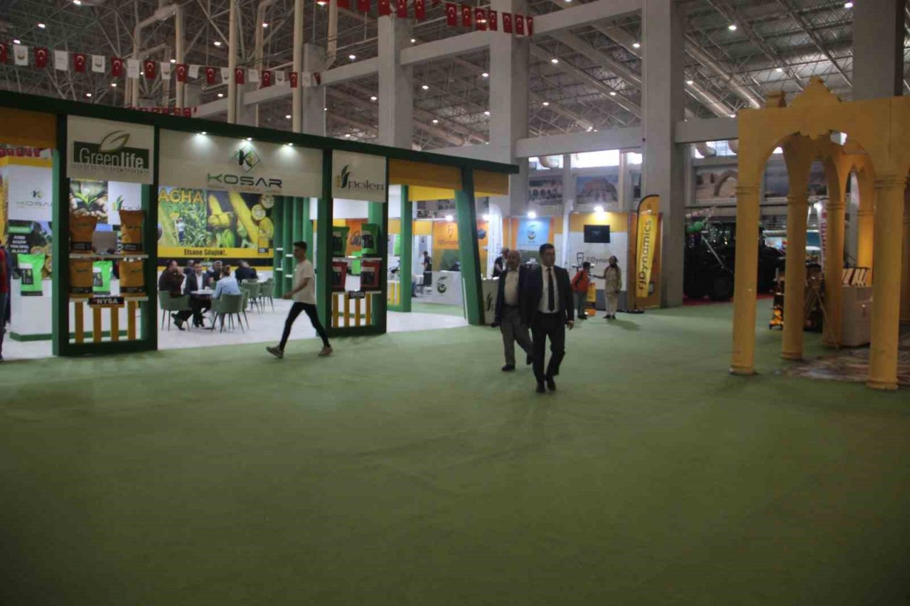Şanlıurfa’da açılan tarım fuarı beklenen ilgiyi görmedi
