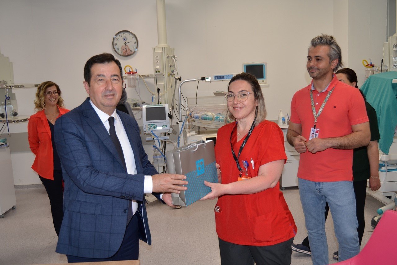 Afyonkarahisar Devlet Hastanesi’nde 5 Mayıs Dünya El Hijyeni günü etkinliği