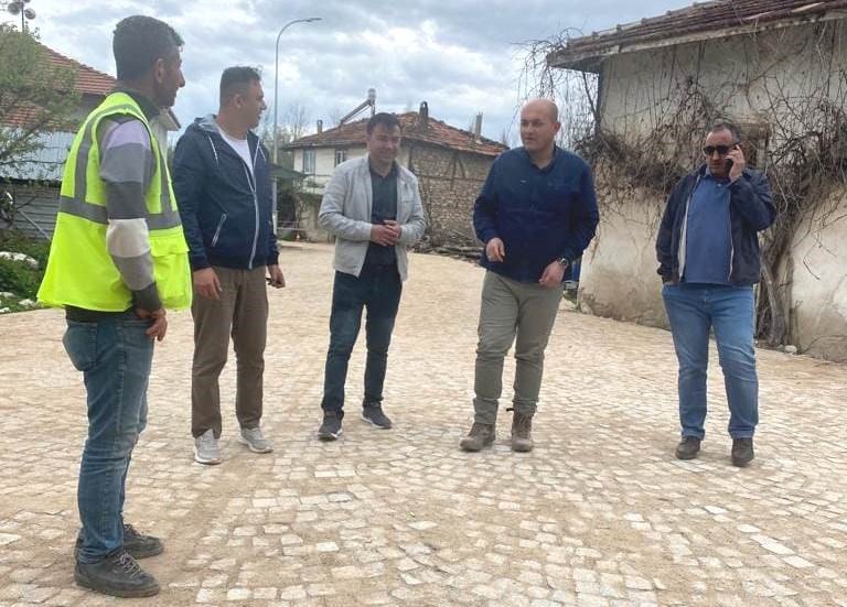 Aizanoi Antik Kenti çevresine 25 bin metrekare doğal taş döşenecek