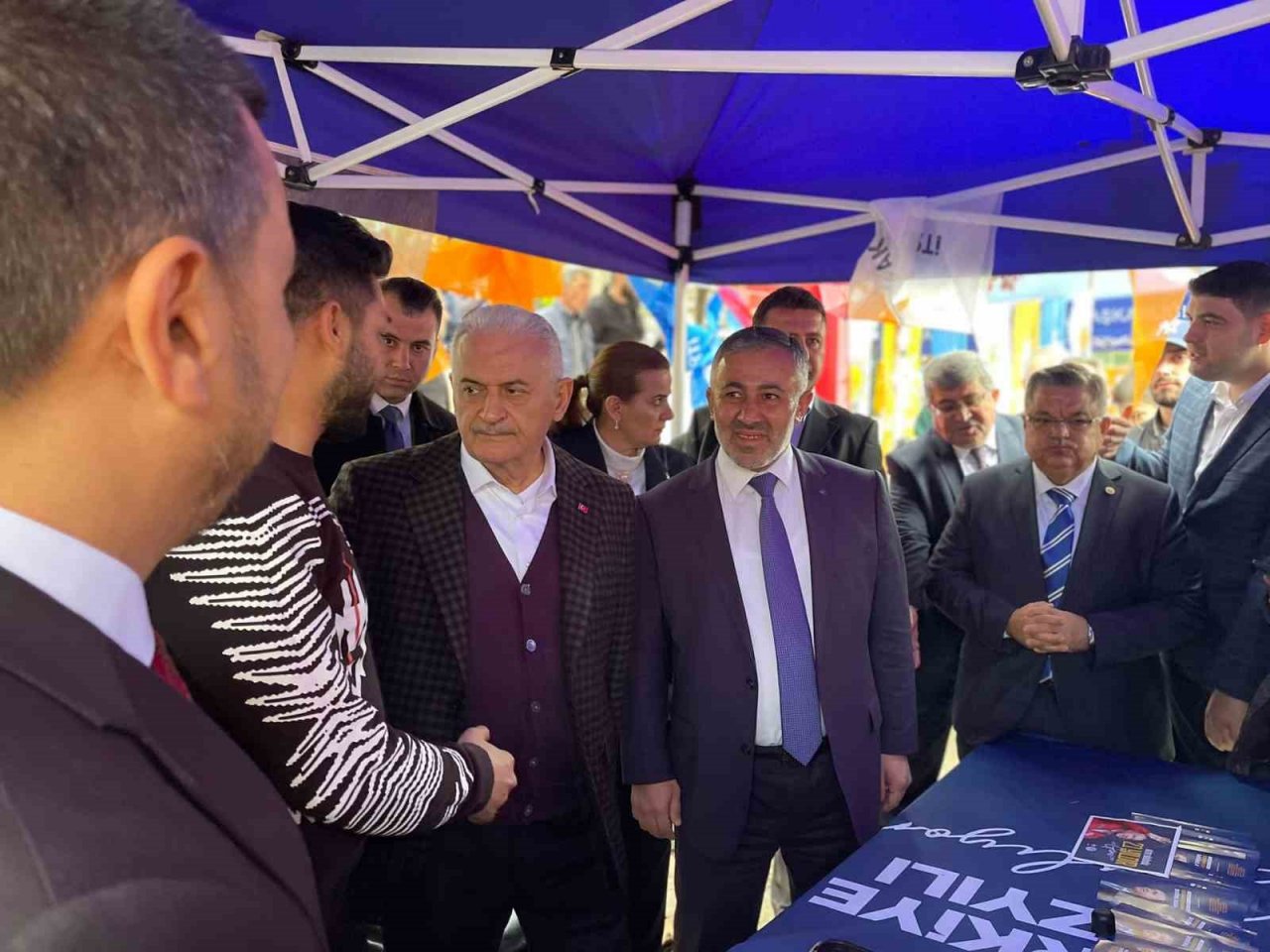 AK Parti Genel Başkanvekili Binali Yıldırım Bilecik’te TOGG standına uğradı