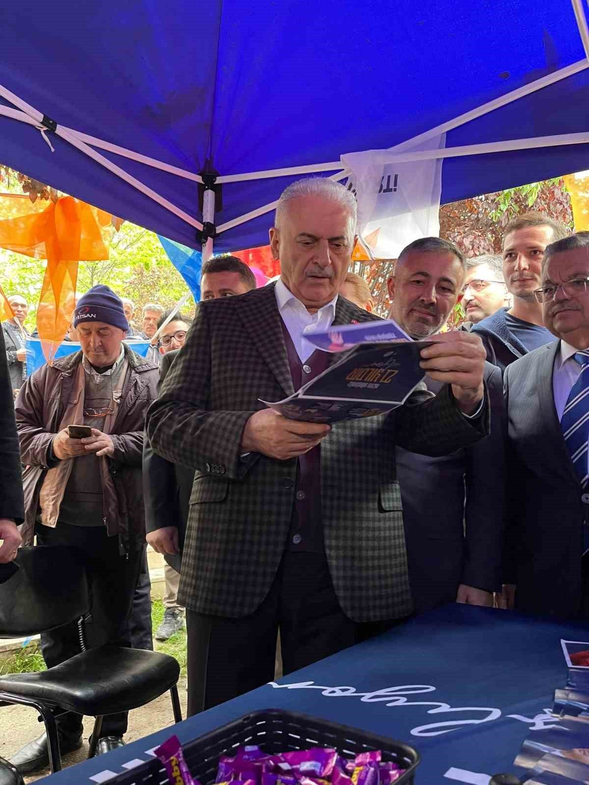 AK Parti Genel Başkanvekili Binali Yıldırım Bilecik’te TOGG standına uğradı