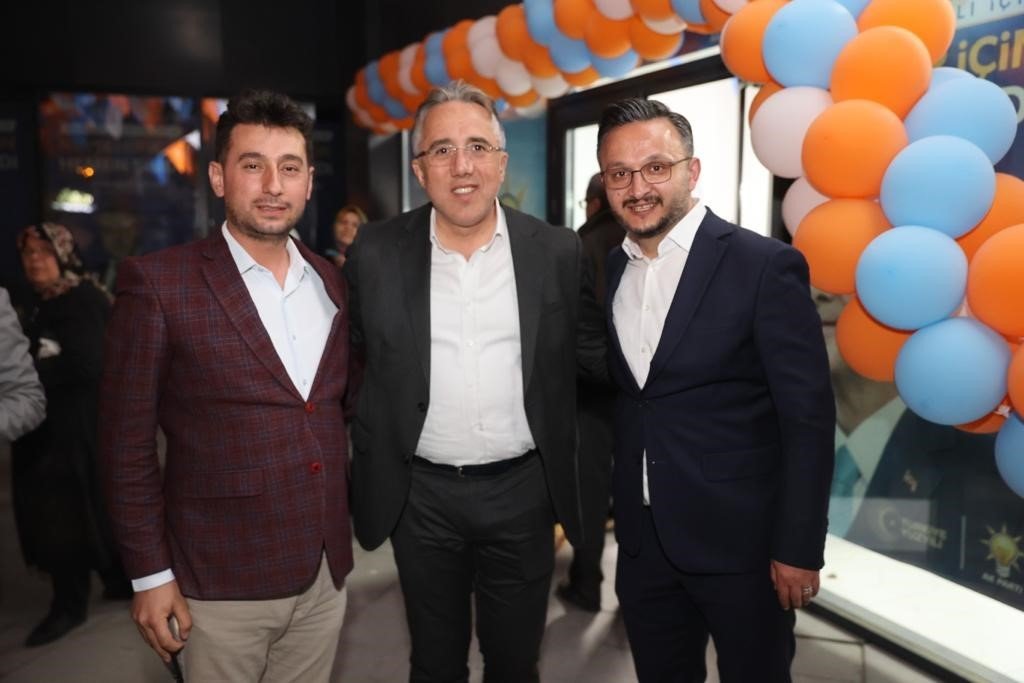 Başkan Savran, gençlerle bir araya geldi