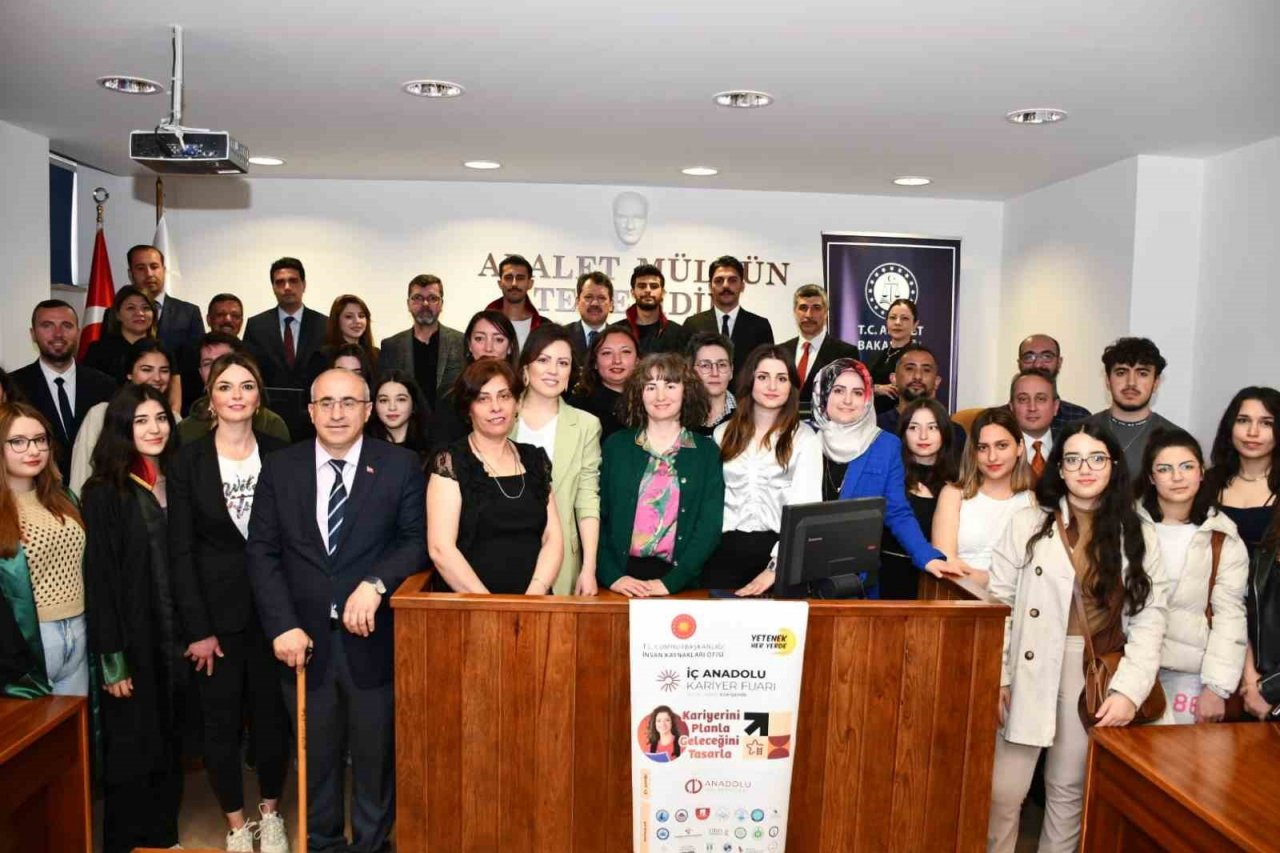 Eskişehir Adalet Sarayı’nın projeleri İKAF’23’te yoğun ilgi gördü