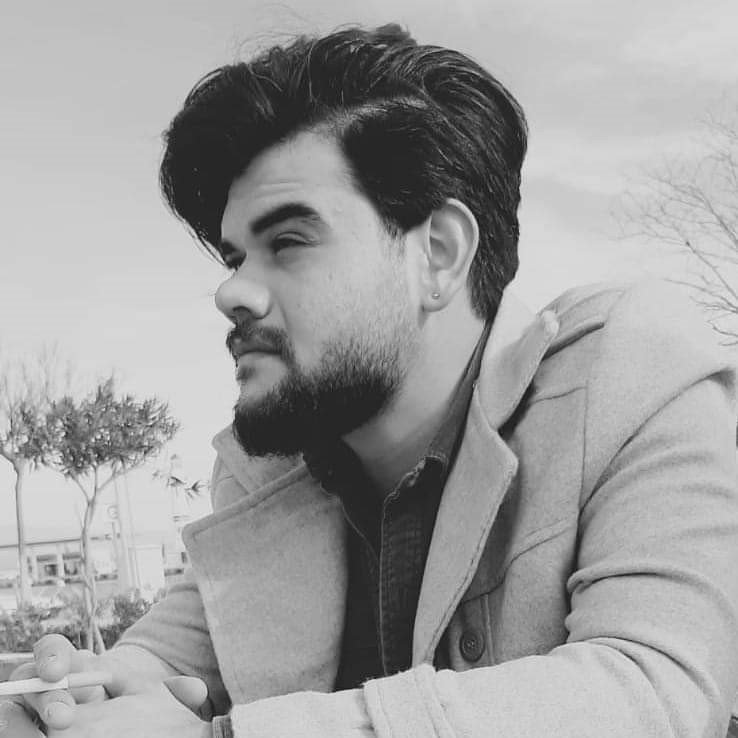 Apartmandan düşen genç hayatını kaybetti