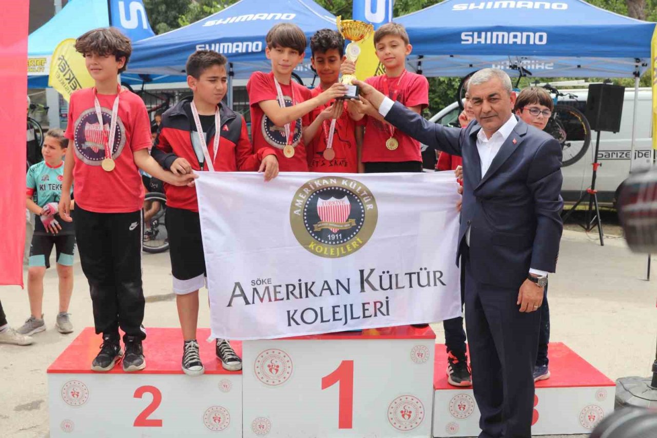 Koçarlı’da bisiklet yarışları yapıldı