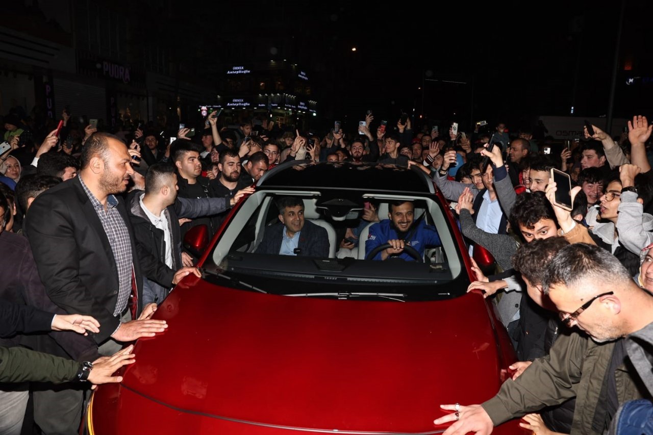 Taksiciler, Togg konvoyu oluşturdu