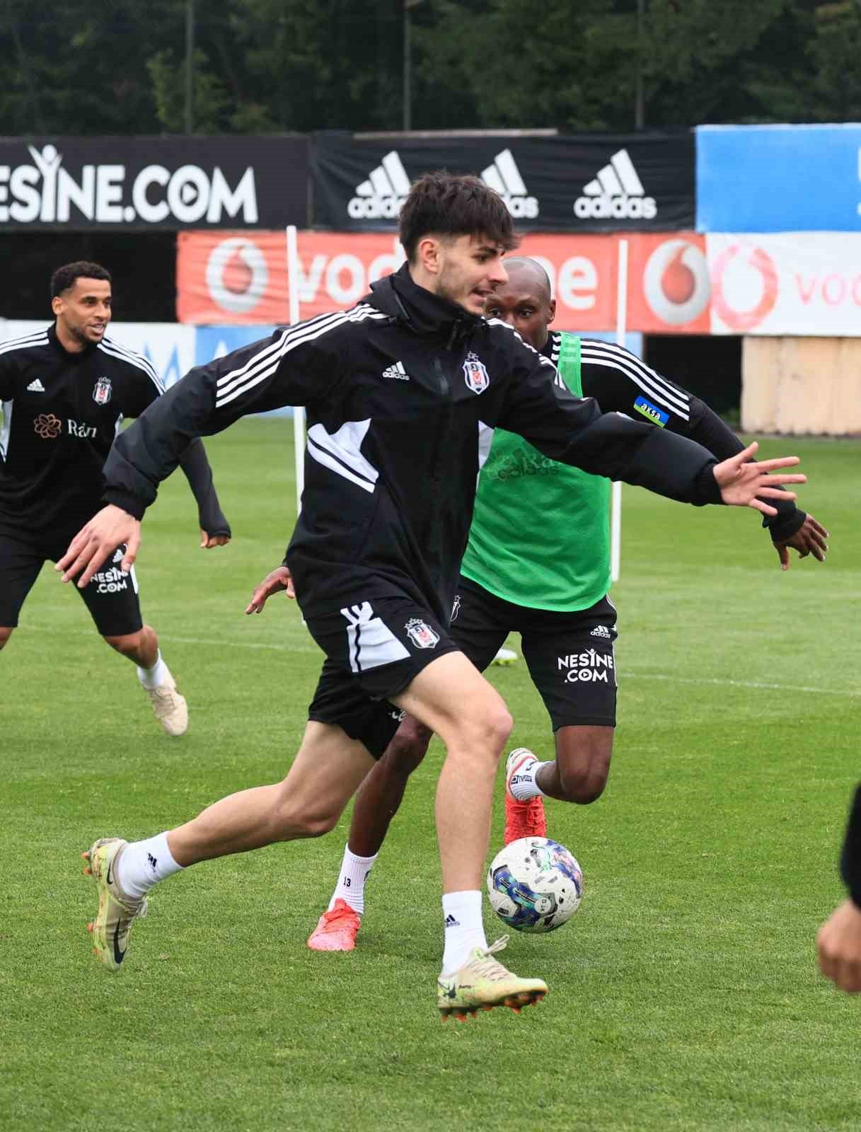 Beşiktaş’ta Antalyaspor maçının hazırlıkları tamamlandı