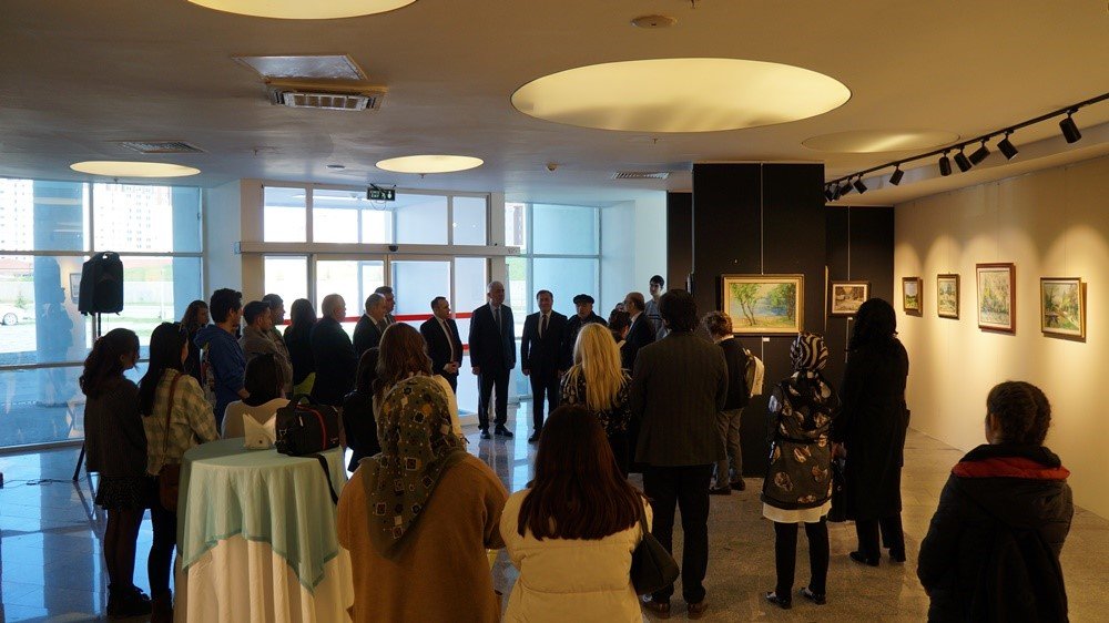 Yazar Nail Tan resim koleksiyonunu Kastamonu Üniversitesine bağışladı