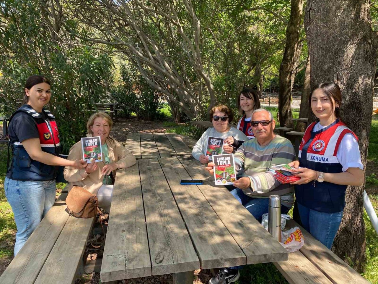 Dilek Yarımadası’nda vatandaşlara KADES tanıtıldı