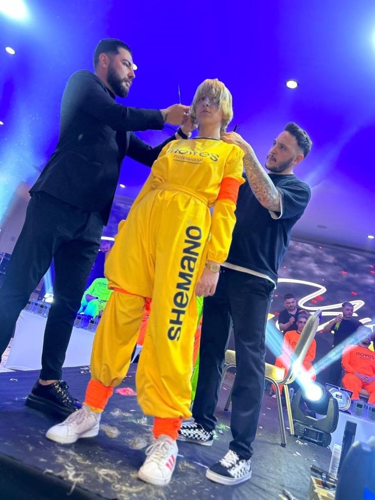 Ünlü saç tasarımcısı HY, ödüle doymuyor