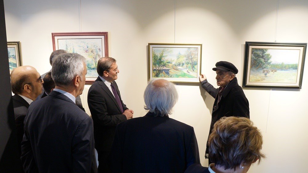 Yazar Nail Tan resim koleksiyonunu Kastamonu Üniversitesine bağışladı