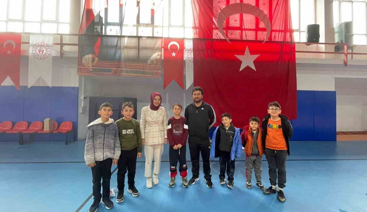 Hisarcık Atatürk İlkokulunun satranç başarısı