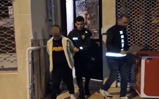 İzmir’de 306 personelle dev operasyon: 33 gözaltı