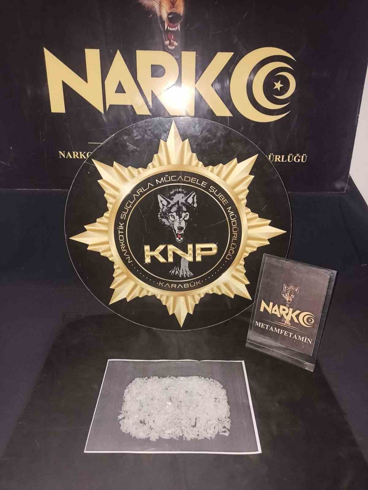 Karabük’te uyuşturucu operasyonu: 3 gözaltı