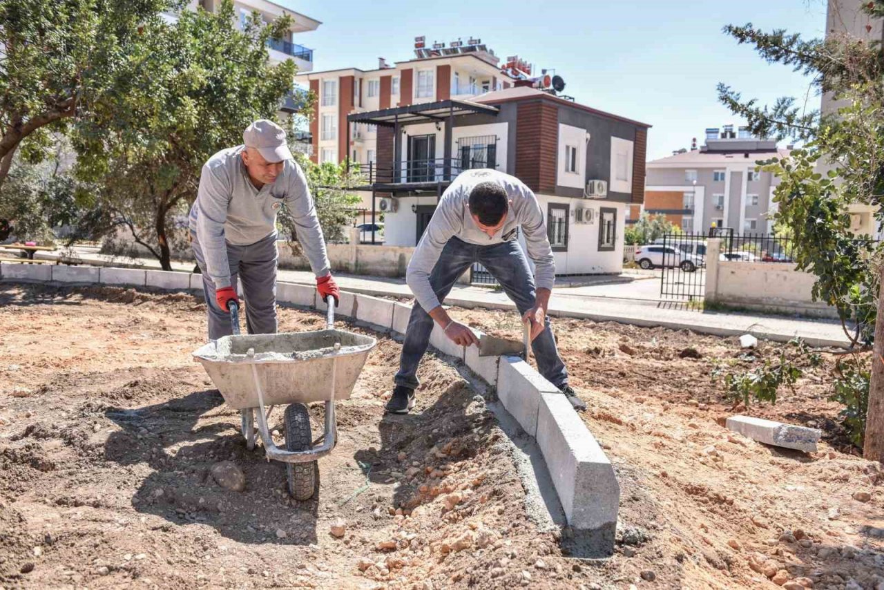 Kepez Belediyesi 717 olan mahalle parklarının sayısını artırıyor