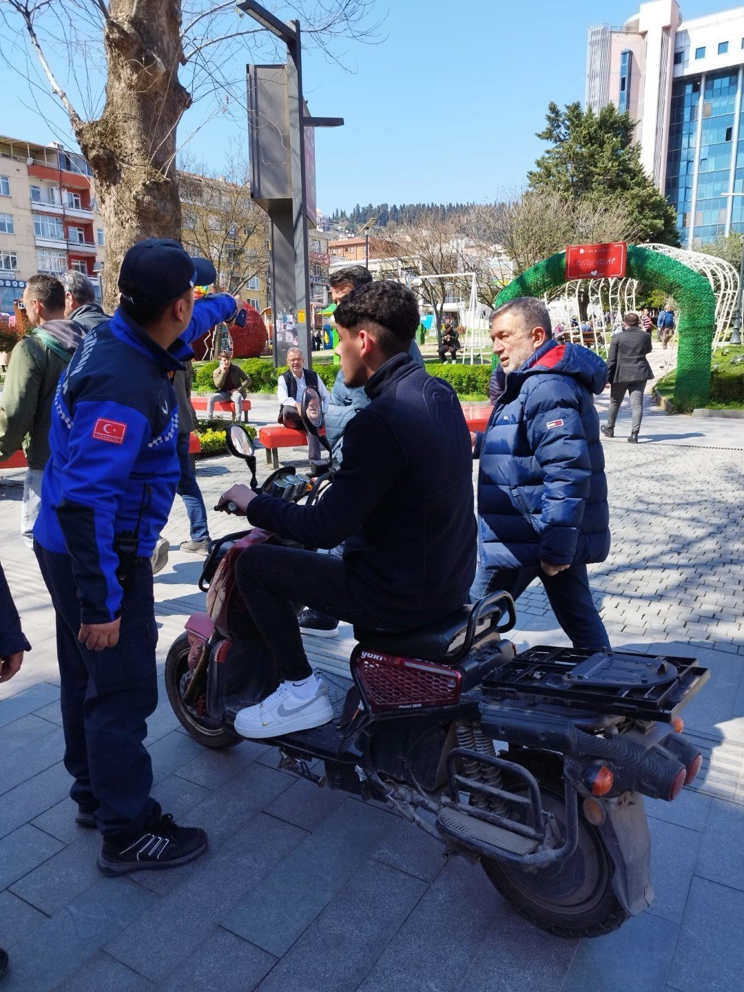 Zabıta ekiplerinden 7/24 denetim