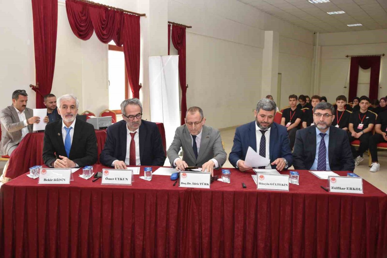 Genç Bilaller sedalarıyla mest etti