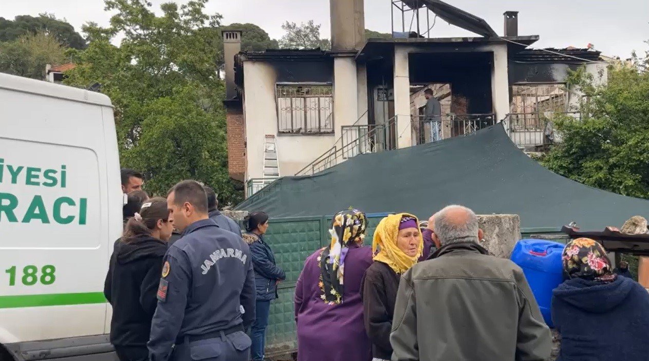 Milas’ta çıkan yangında anne ve oğlu hayatını kaybetti