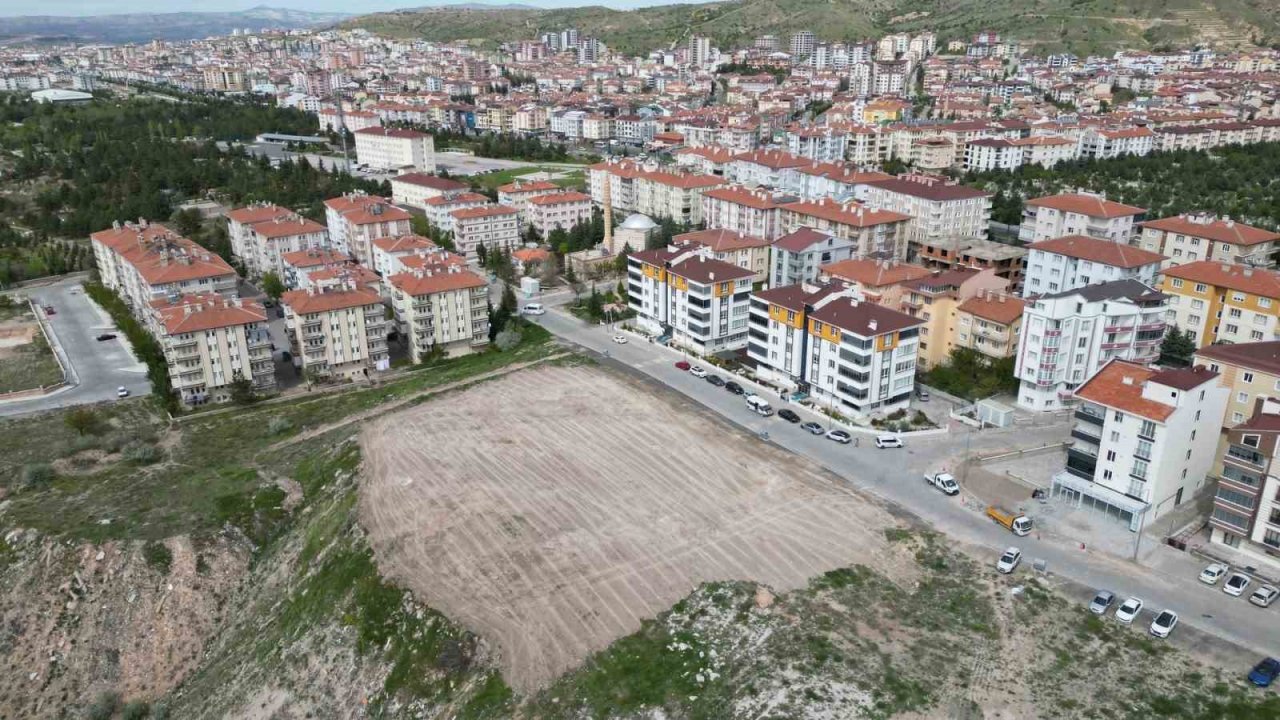 Bahadır Sokak’ta yeni park çalışması başladı