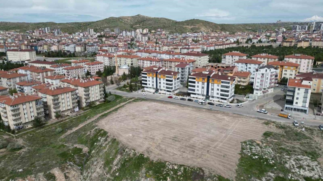 Bahadır Sokak’ta yeni park çalışması başladı