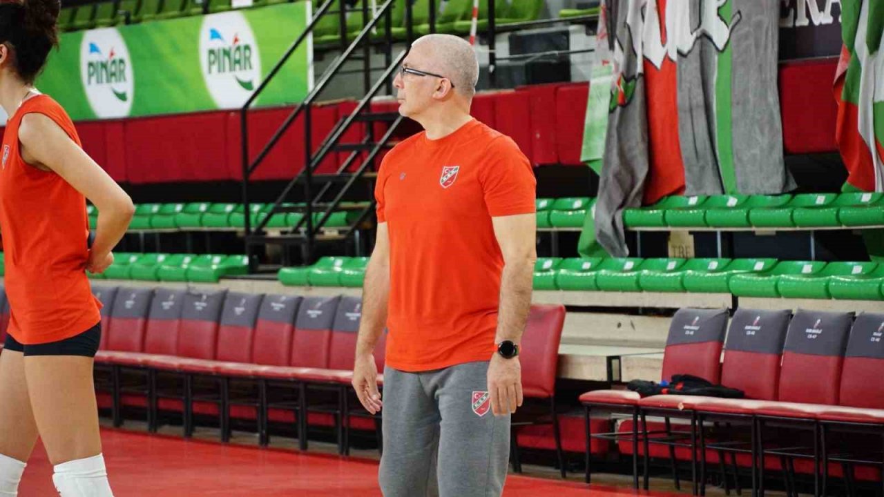 KSK Voleybol, Reşat Yazıcıoğulları ile yola devam ediyor