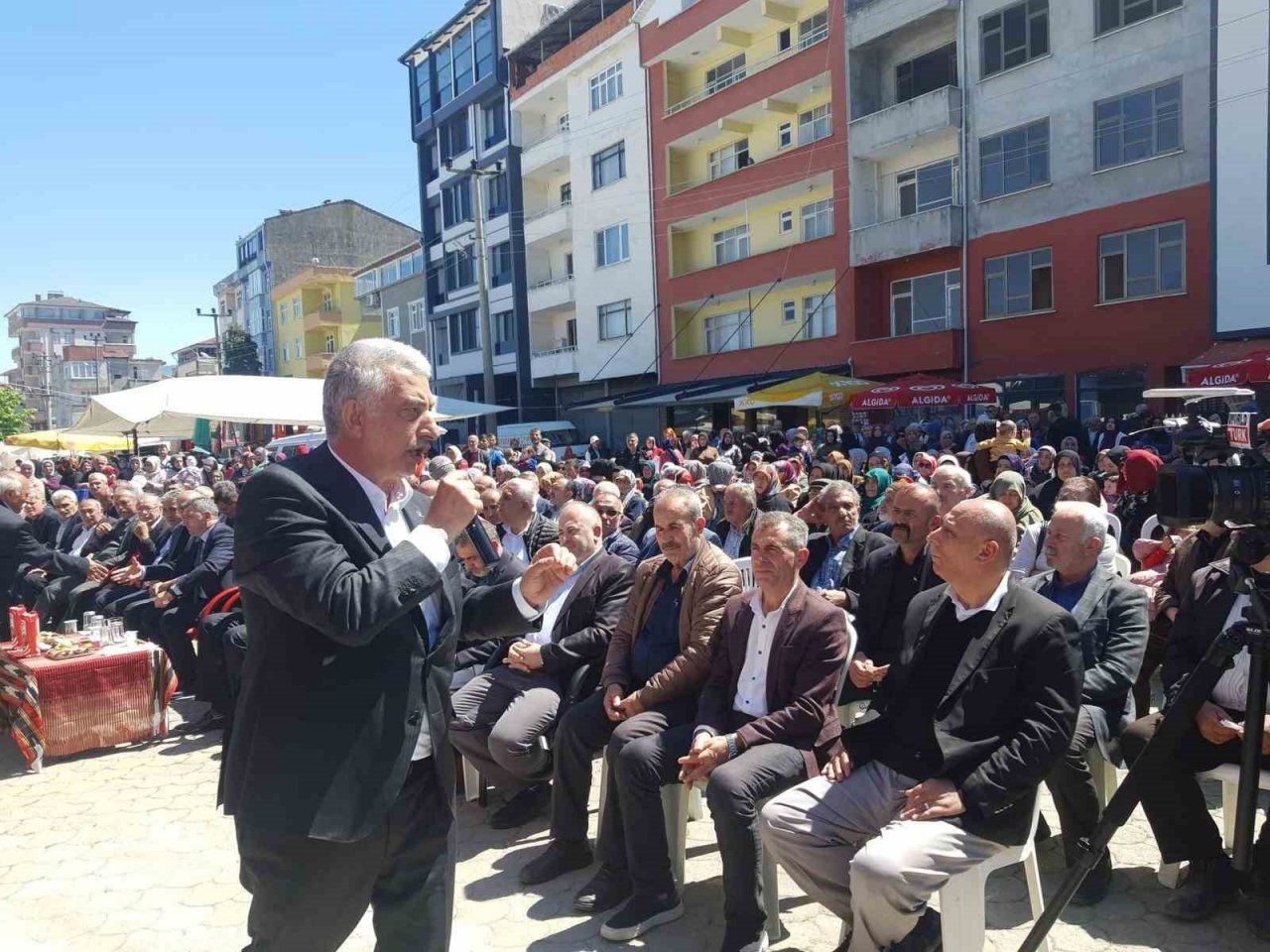 Vehbi Koç: “Milletimiz bu ihanete gereken cevabı sandıkta verecektir”