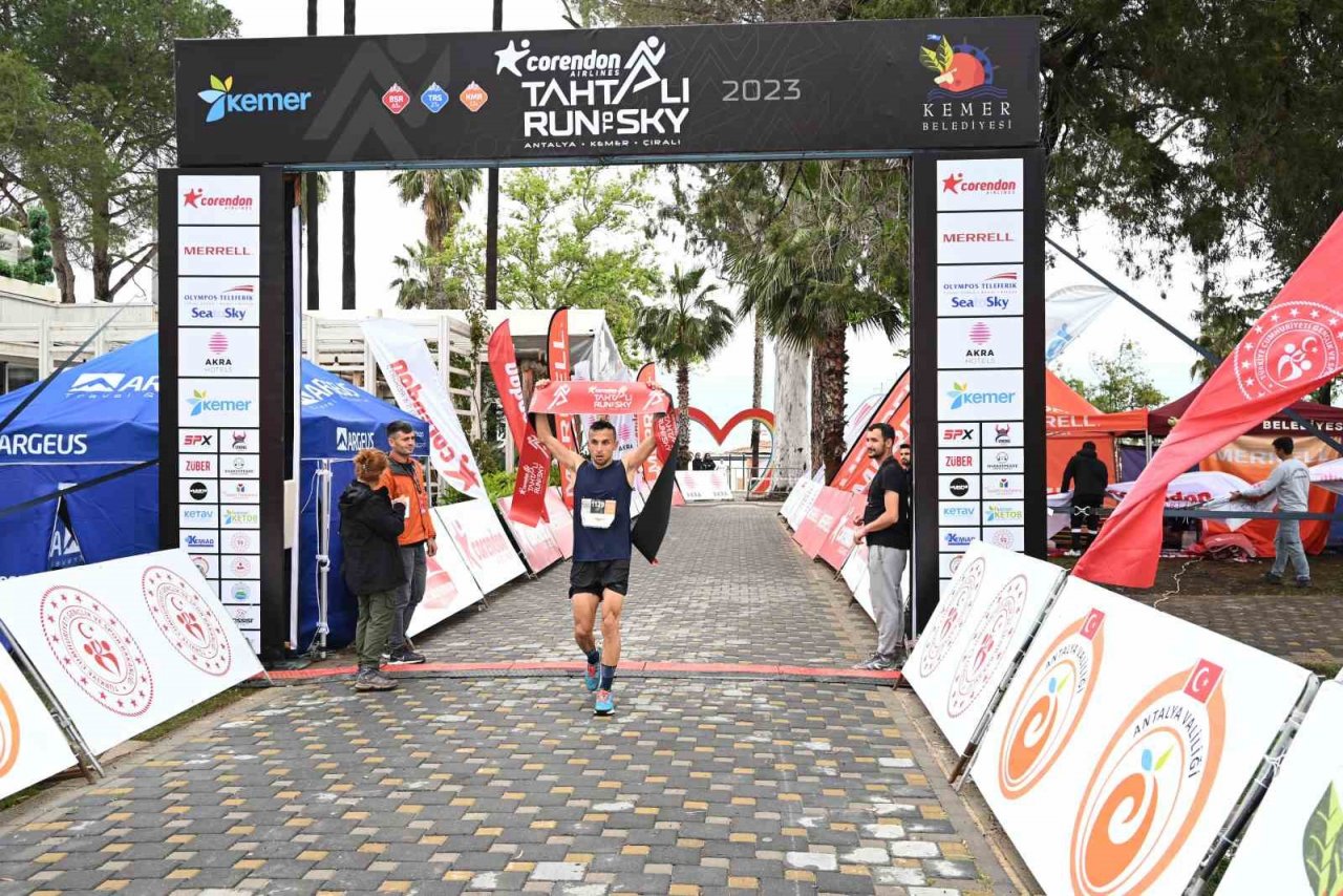 9. Corendon Airlines Tahtalı Run To Sky yarışları başladı