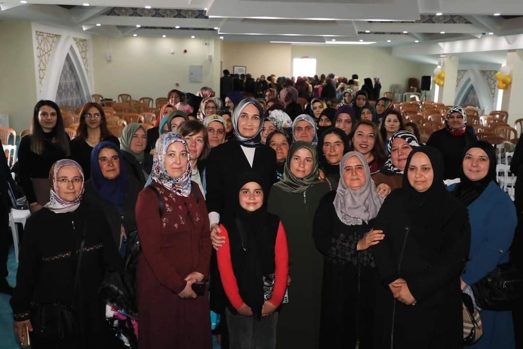 Vali Yiğitbaşı girişimci kadınlarla bir araya geldi